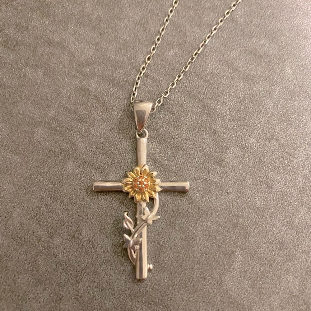 Cross necklace with sunflower